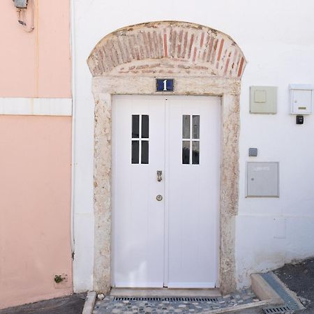 Classic Lisbon Homes: Bright & Central In Belem Lisboa Exterior foto
